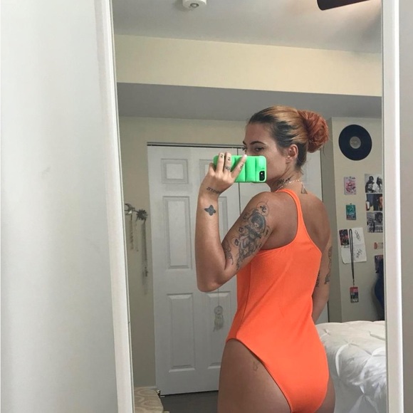 Orange bathing suit - Picture 2 of 2
